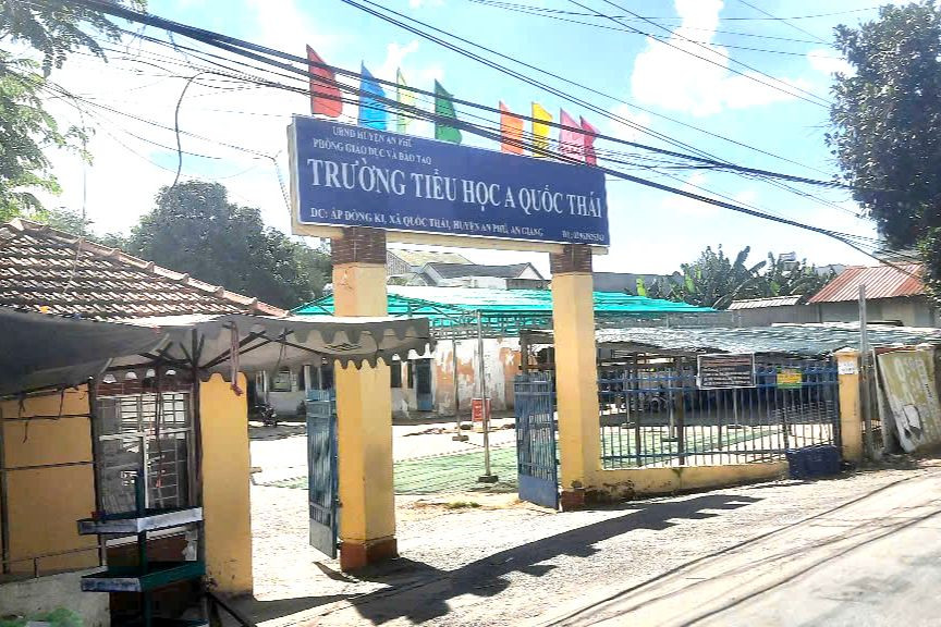 Trường Tiểu học A Quốc Thái (huyện An Phú, An Giang), nơi giáo viên tố hiệu trưởng quấy rối, sàm sỡ.