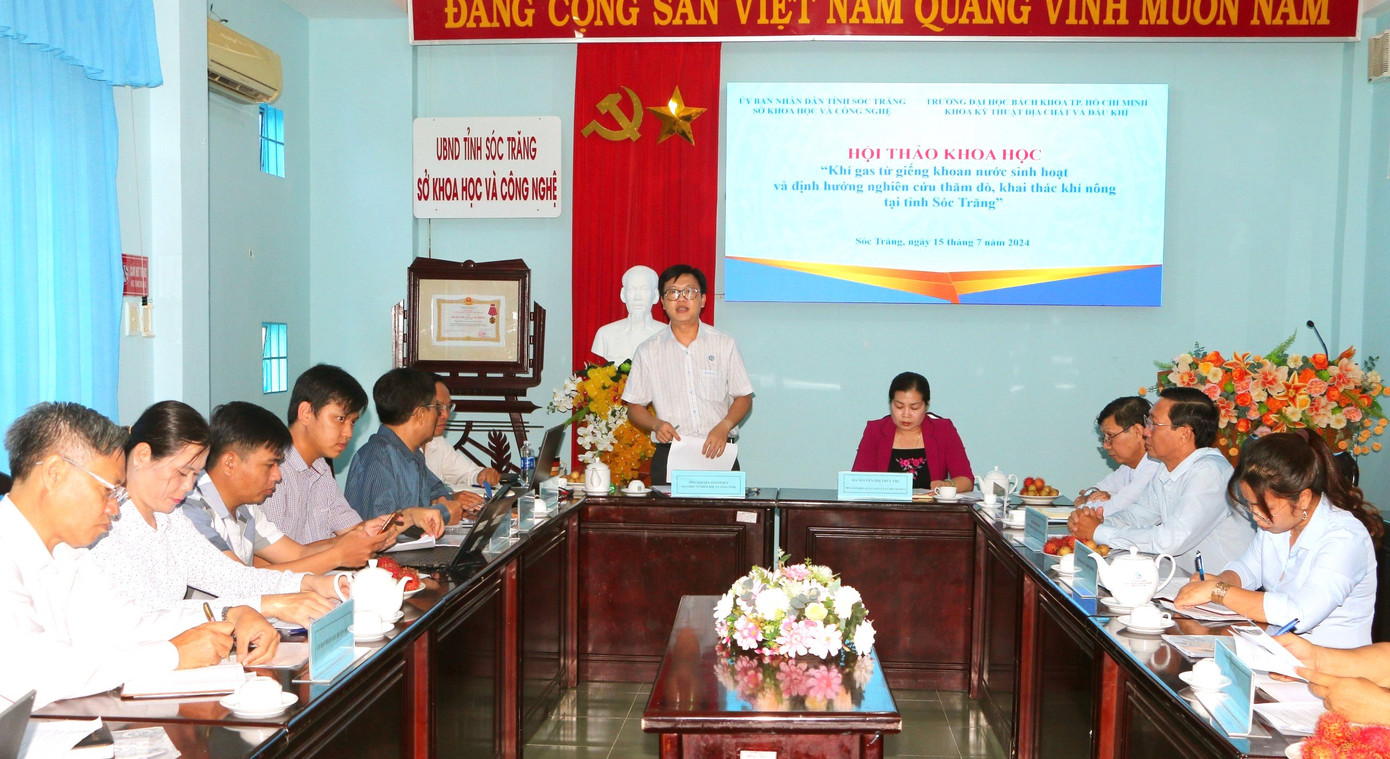 Ông Nguyễn Thành Duy - Giám đốc Sở Khoa học và Công nghệ tỉnh Sóc Trăng phát biểu tại hội thảo. Ông Nguyễn Thành Duy - Giám đốc Sở Khoa học và Công nghệ tỉnh Sóc Trăng phát biểu tại hội thảo.