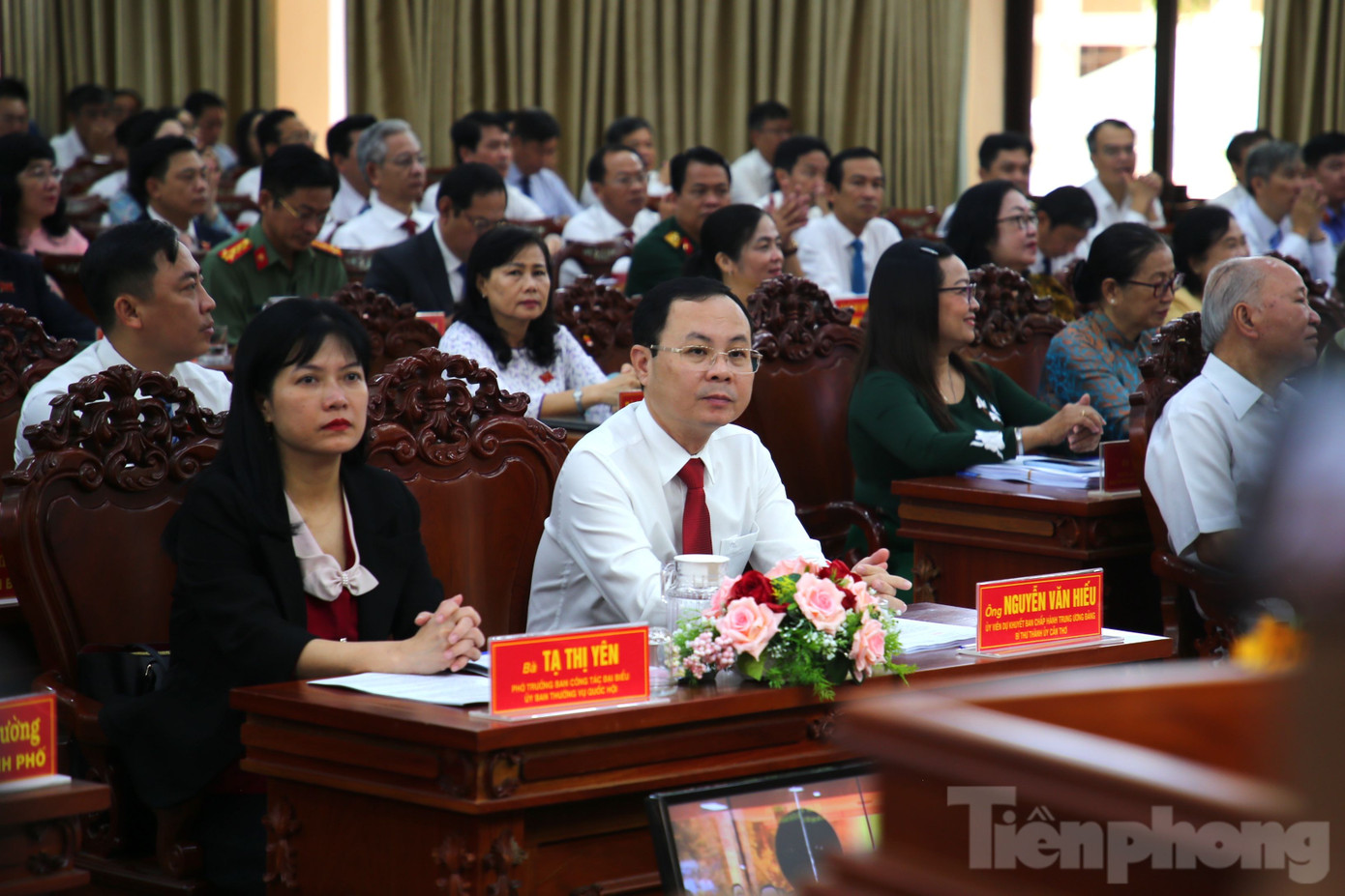 Các đại biểu tham dự Kỳ họp thứ 13 HĐND TP. Cần Thơ. Các đại biểu tham dự Kỳ họp thứ 13 HĐND TP. Cần Thơ.