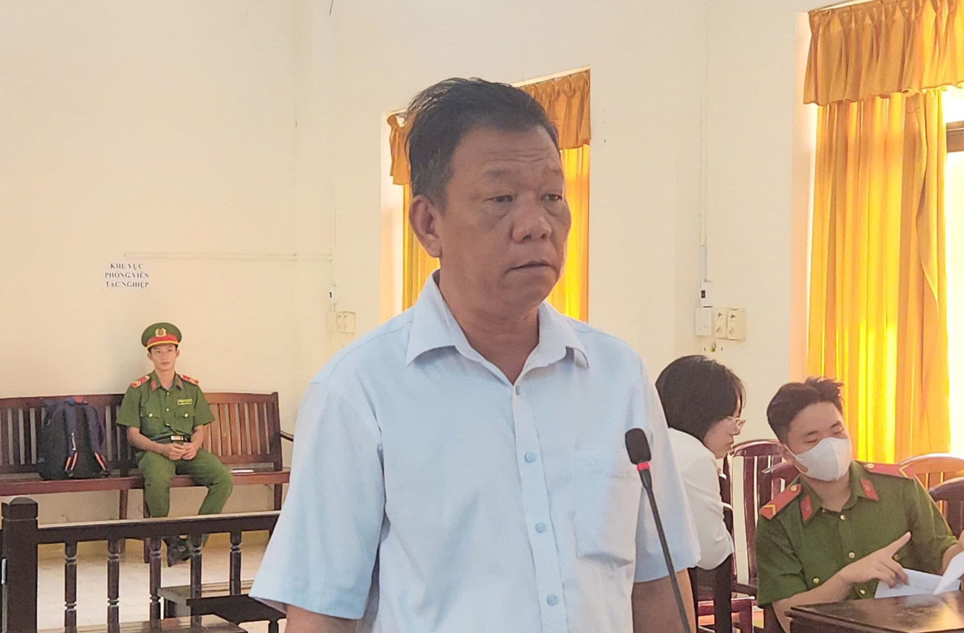 Bị cáo Phạm Đình Chiến tại toà.