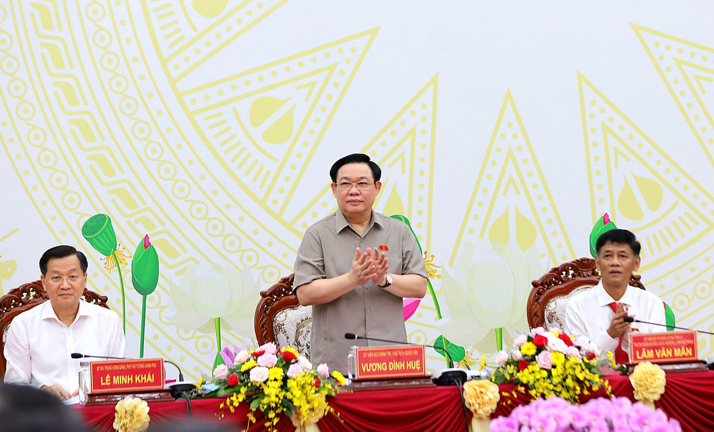 Chủ tịch Quốc hội Vương Đình Huệ dự Hội nghị công bố Quy hoạch tỉnh Sóc Trăng thời kỳ 2021 - 2030, tầm nhìn đến năm 2050.