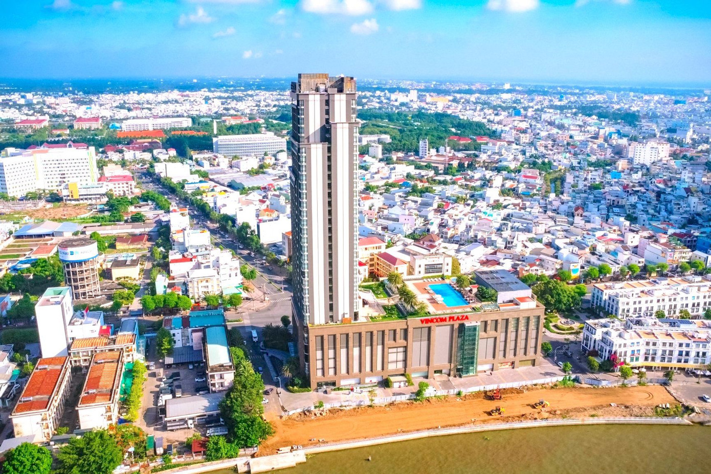 Bất động sản miền Tây đón cơ hội khi hạ tầng giao thông hoàn thiện. Bất động sản miền Tây đón cơ hội khi hạ tầng giao thông hoàn thiện.