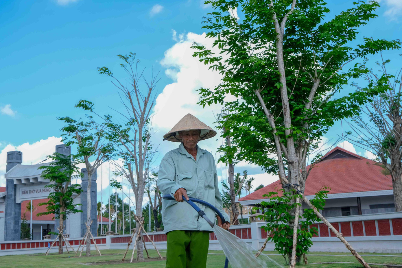 Công trình Đền thờ Vua Hùng đưa vào sử dụng nhằm phục vụ nhu cầu tín ngưỡng thờ cúng Hùng Vương theo tâm nguyện của nhân dân. Ngoài ra, đây còn là nơi thu hút khách du lịch đến thăm viếng, dâng hương bày tỏ lòng biết ơn các Vua Hùng đã có công dựng nước và giữ nước.