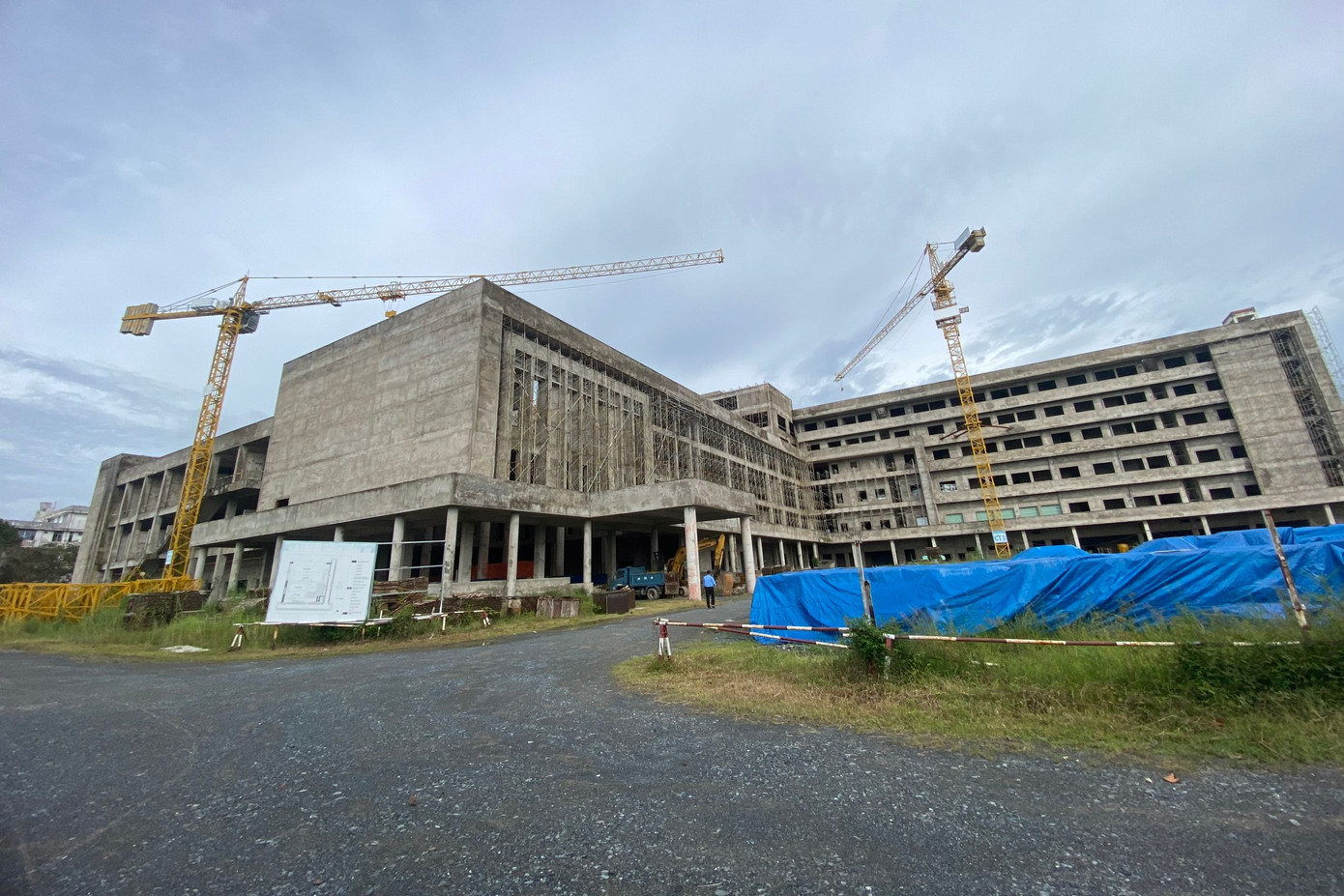 Qua gần 6 năm triển khai, dự án mới thực hiện được hơn 21% khối lượng công việc. Qua gần 6 năm triển khai, dự án mới thực hiện được hơn 21% khối lượng công việc.