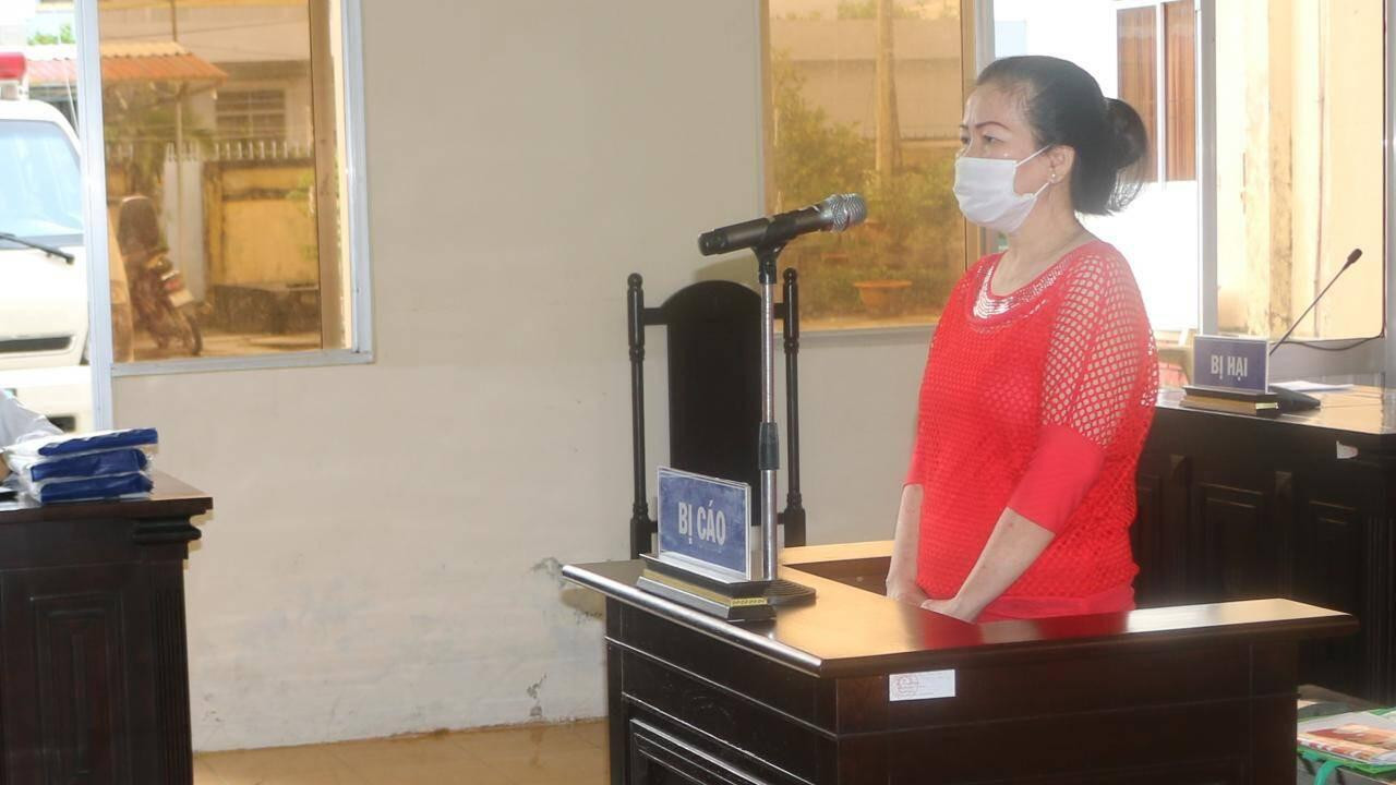 Bị cáo Loan tại phiên tòa xét xử sơ thẩm.