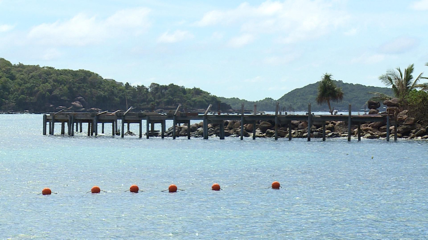 Nhiều công trình xây dựng trái phép trên đảo Phú Quốc. Nhiều công trình xây dựng trái phép trên đảo Phú Quốc.