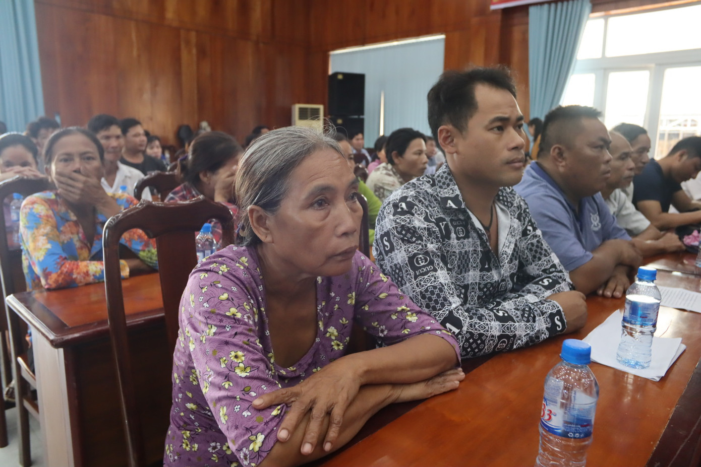 Các ngư dân tham dự hội thảo.