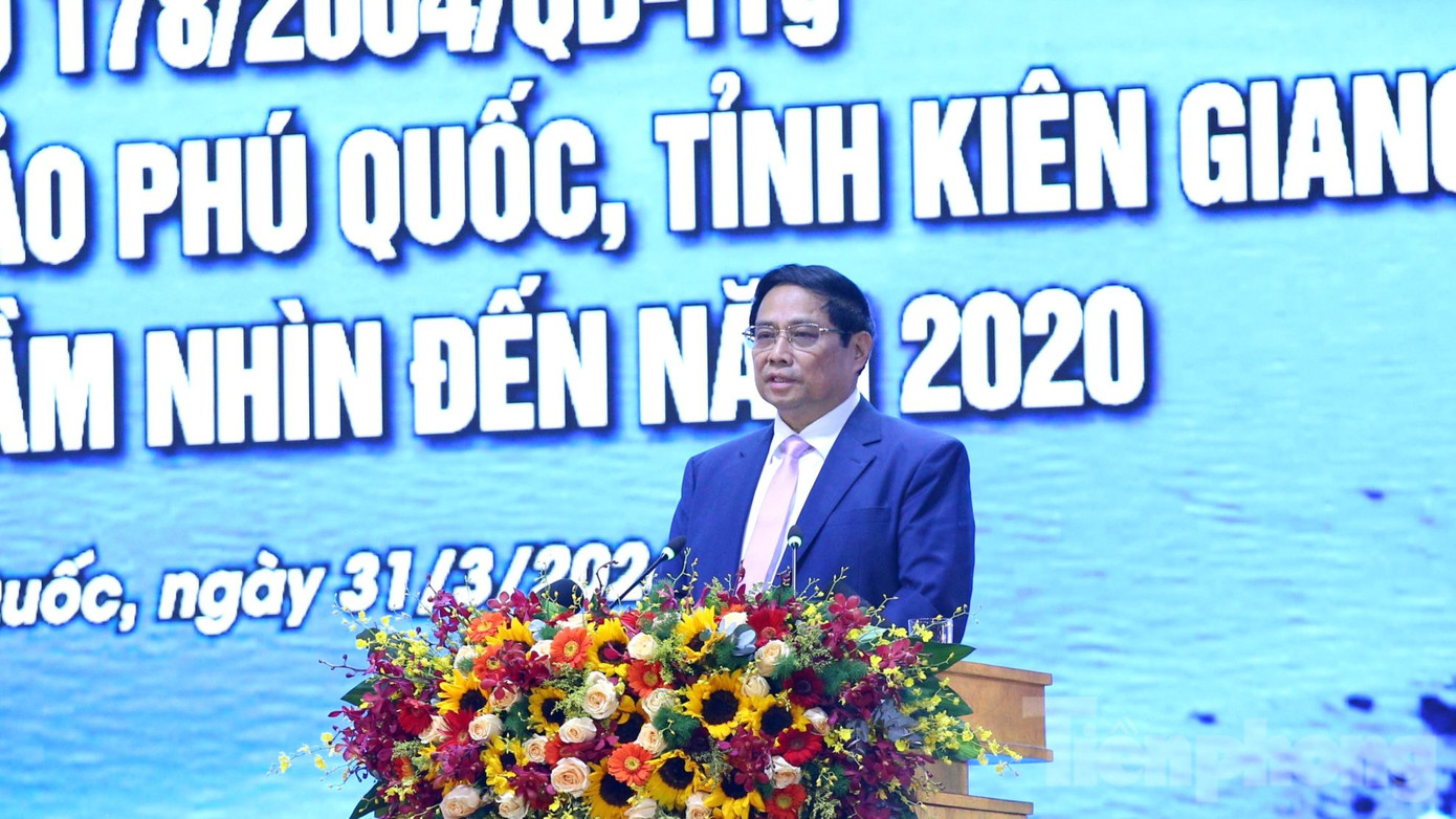 Thủ tướng Phạm Minh Chính phát biểu chỉ đạo tại hội nghị. Ảnh: Nhật Huy.