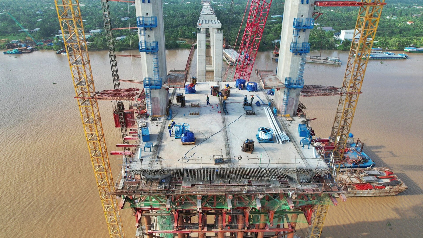 Tiến độ dự án đạt gần 56%. Tiến độ dự án đạt gần 56%.