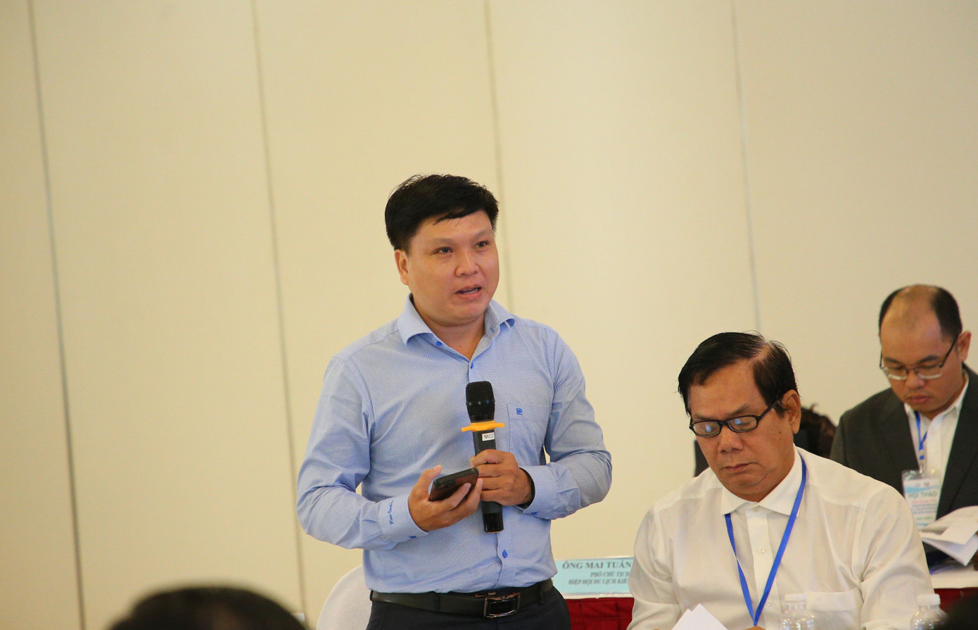 PGS.TS Huỳnh Văn Đà - Phó Trưởng khoa Khoa học Xã hội và Nhân văn, Đại học Cần Thơ. PGS.TS Huỳnh Văn Đà - Phó Trưởng khoa Khoa học Xã hội và Nhân văn, Đại học Cần Thơ.