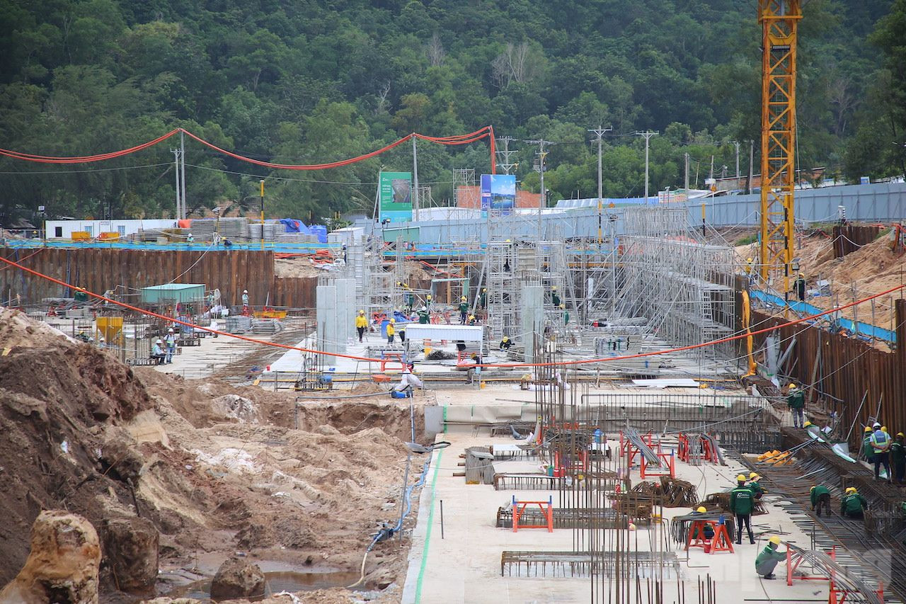 Công trường Dự án Trung tâm tổ chức hội nghị APEC. Ảnh: Nhật Huy.