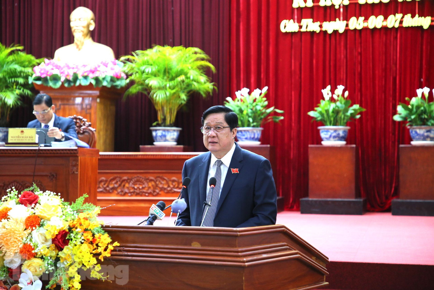 Ông Phạm Văn Hiểu - Phó Bí thư Thường trực Thành ủy, Chủ tịch HĐND TP. Cần Thơ phát biểu khai mạc kỳ họp. Ảnh: Nhật Huy. Ông Phạm Văn Hiểu - Phó Bí thư Thường trực Thành ủy, Chủ tịch HĐND TP. Cần Thơ phát biểu khai mạc kỳ họp. Ảnh: Nhật Huy.