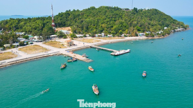 Một góc xã đảo Tiên Hải, TP. Hà Tiên.