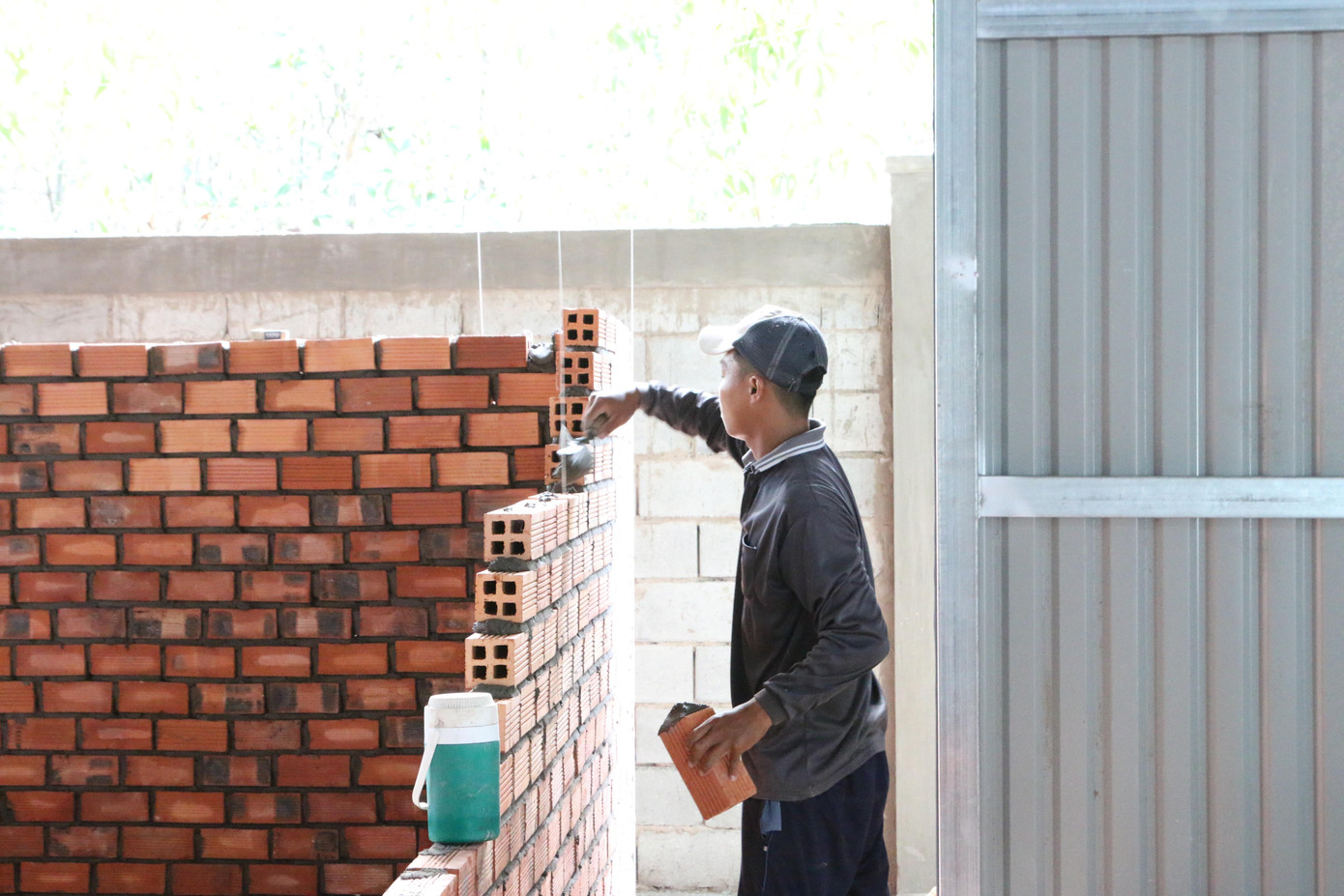 Bệnh viện dã chiến với quy mô 300 - 400 giường đang được xây dựng.