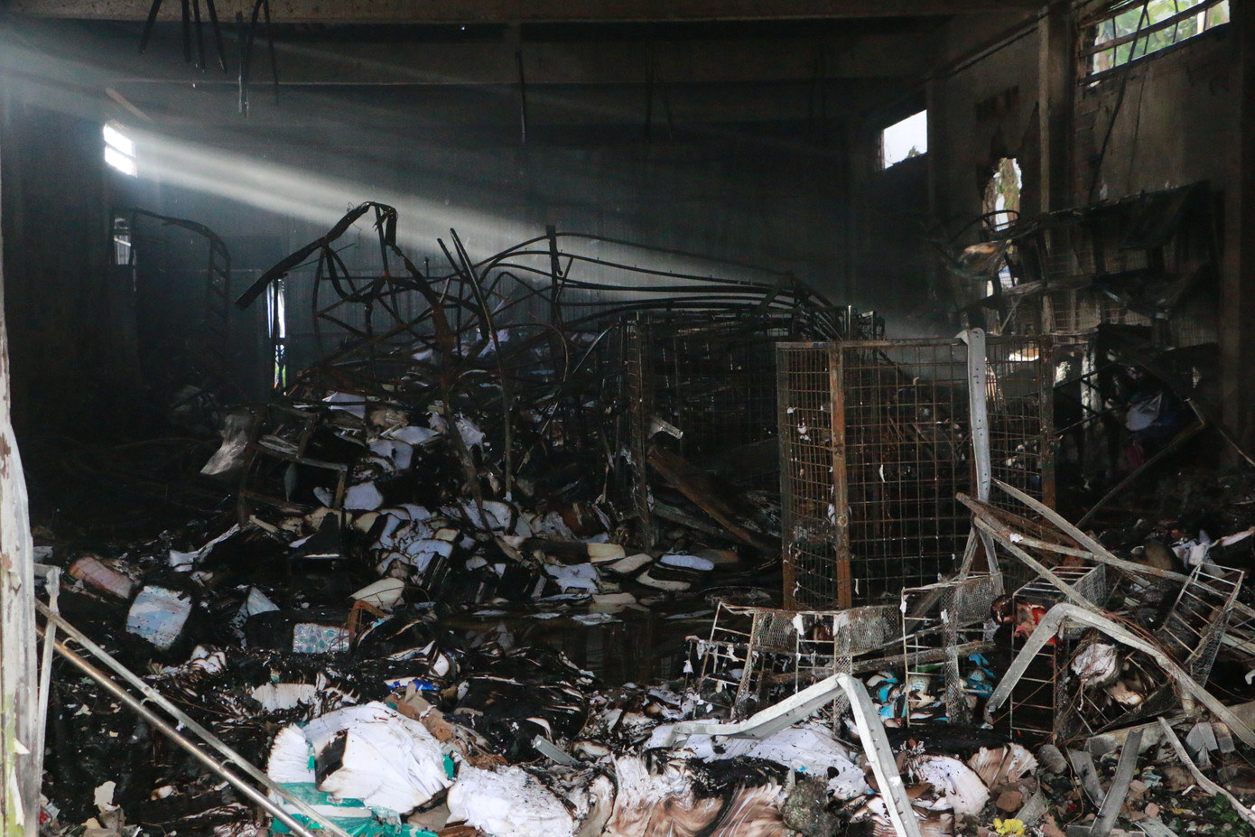 Hiện trường vụ cháy. Hiện trường vụ cháy.