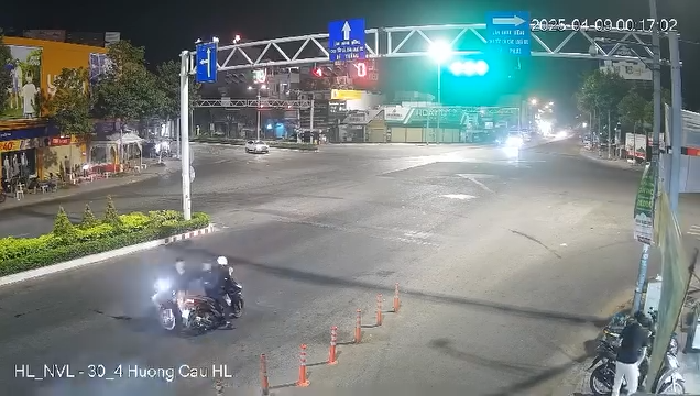 Camera ghi lại hình ảnh vụ việc.