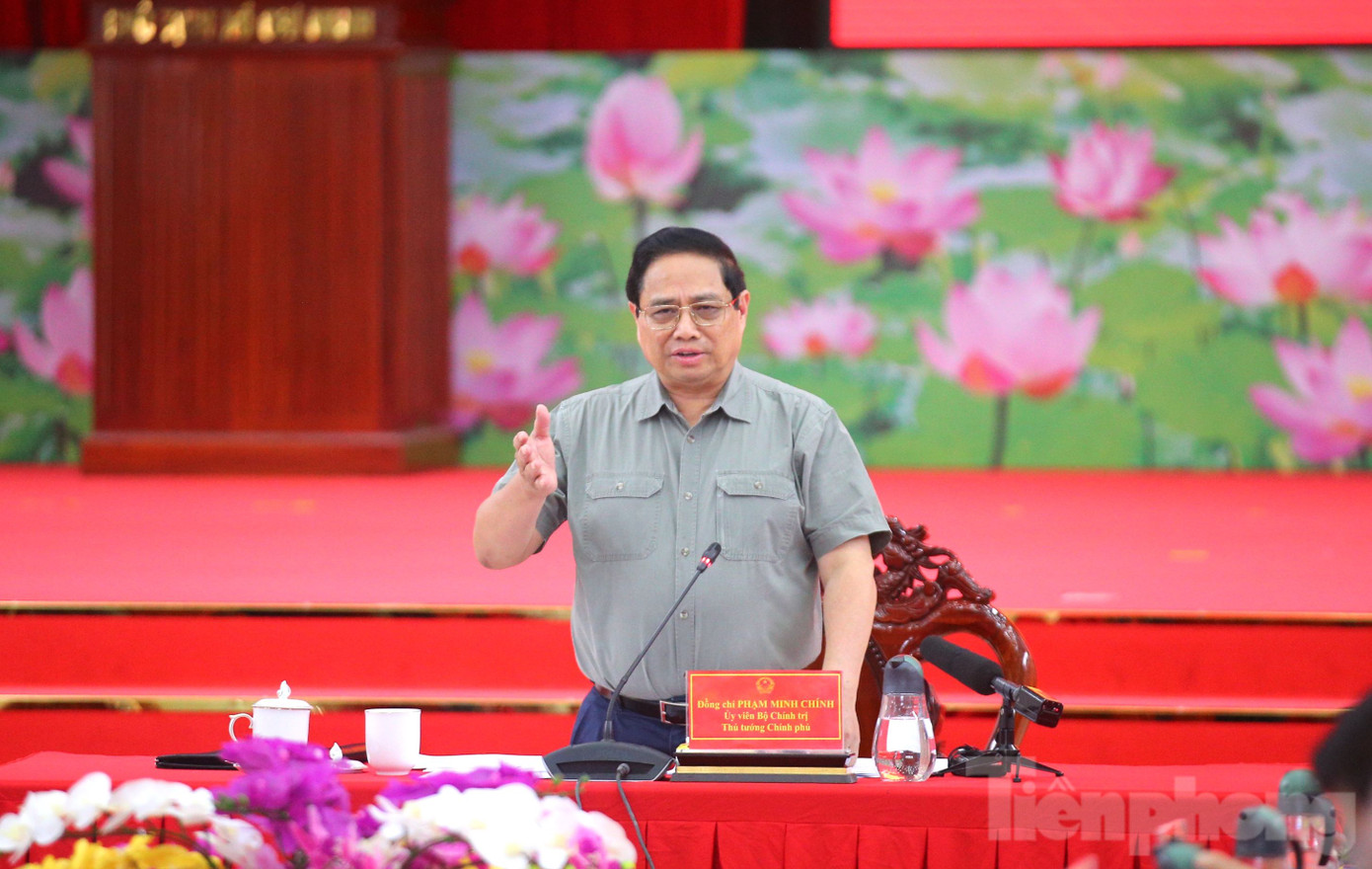 Thủ tướng Phạm Minh Chính phát biểu chỉ đạo. Ảnh: Nhật Huy. Thủ tướng Phạm Minh Chính phát biểu chỉ đạo. Ảnh: Nhật Huy.