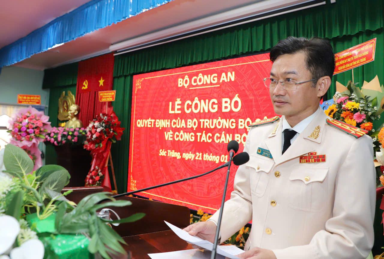 Đại tá Trần Văn Dương phát biểu tại buổi lễ. Đại tá Trần Văn Dương phát biểu tại buổi lễ.