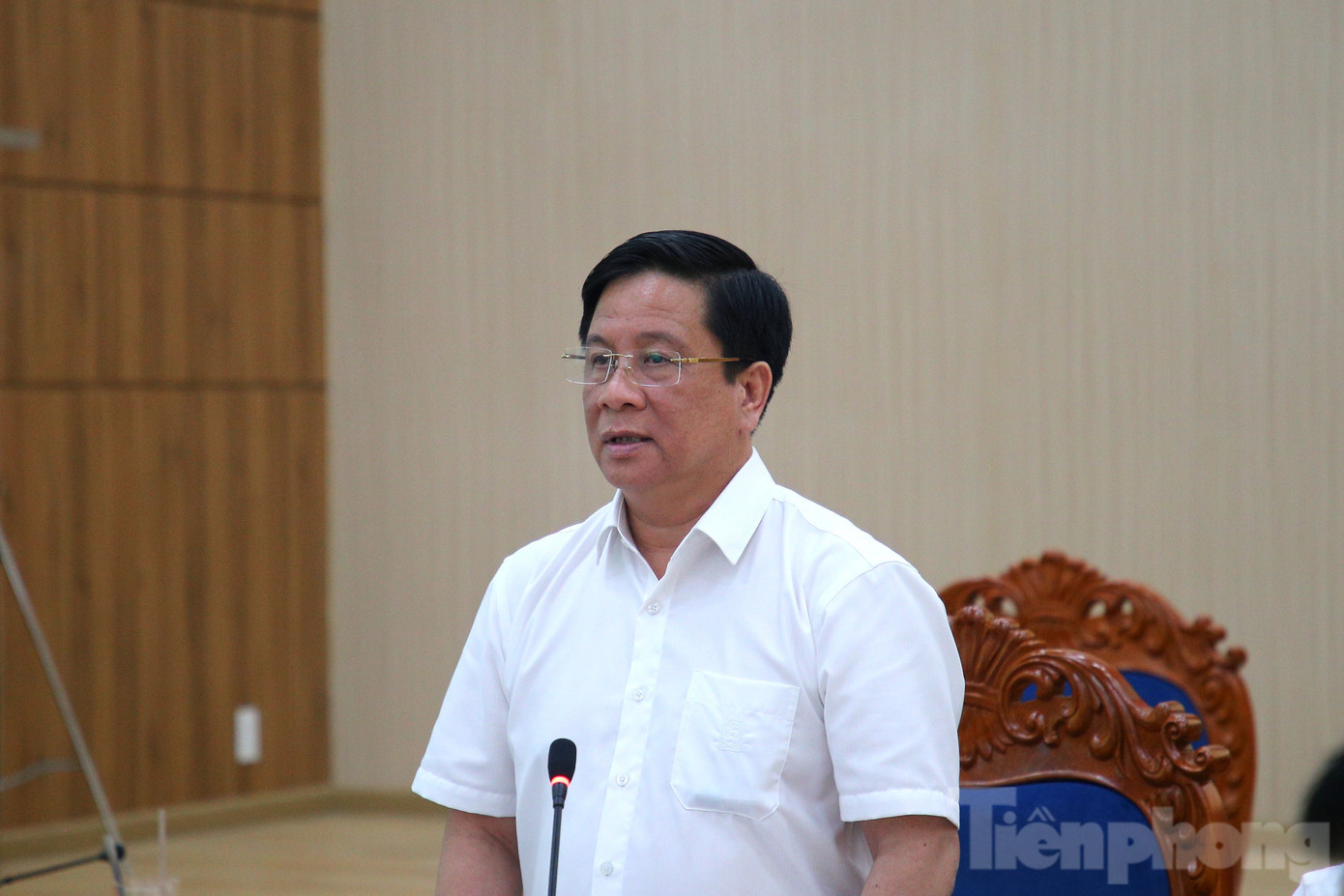 Ông Hồ Văn Mừng - Chủ tịch UBND tỉnh An Giang phát biểu tại buổi làm việc. Ảnh: Nhật Huy.