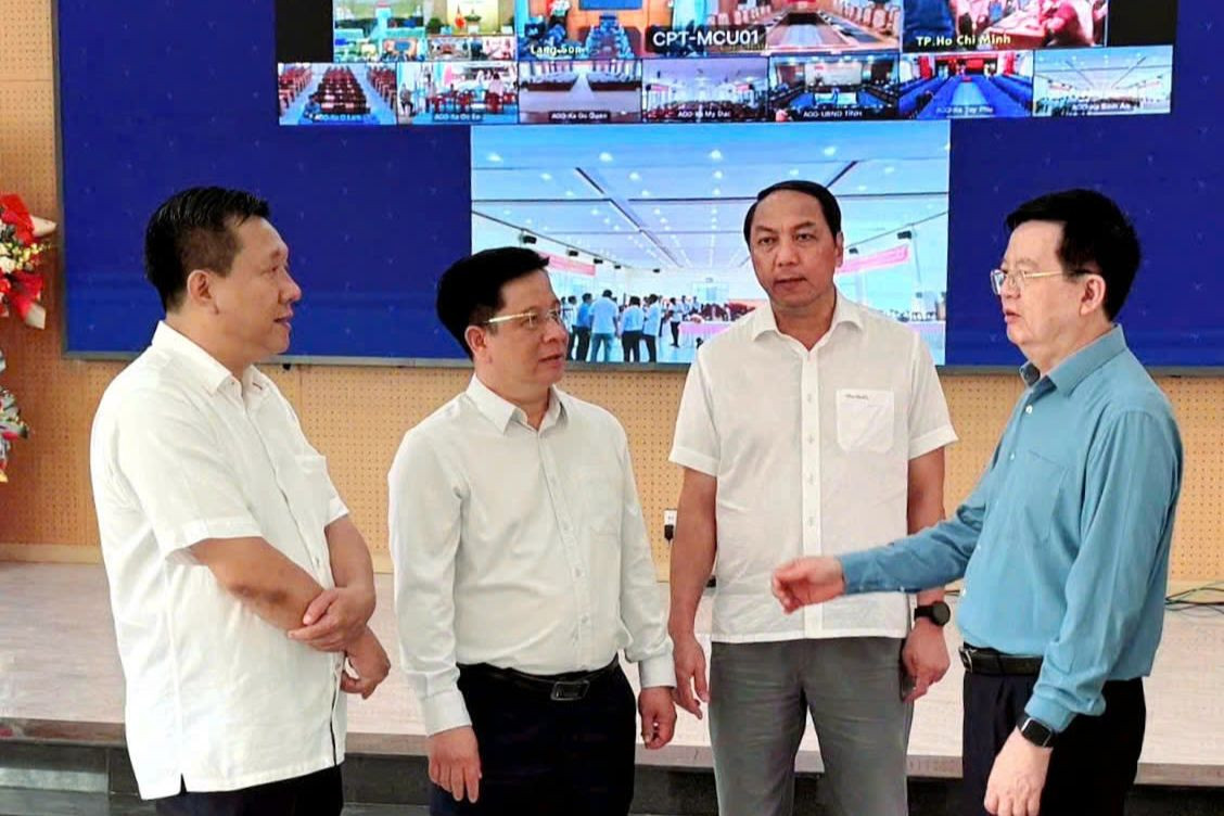 Phó Thủ tướng Mai Văn Chính yêu cầu đảm bảo nghiêm ngặt việc vận chuyển, bảo quản hồ sơ, nhất là hồ sơ đất đai...