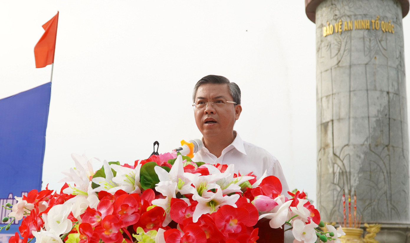 Ông Nguyễn Lưu Trung - Phó Chủ tịch UBND tỉnh Kiên Giang phát biểu tại buổi lễ. Ông Nguyễn Lưu Trung - Phó Chủ tịch UBND tỉnh Kiên Giang phát biểu tại buổi lễ.