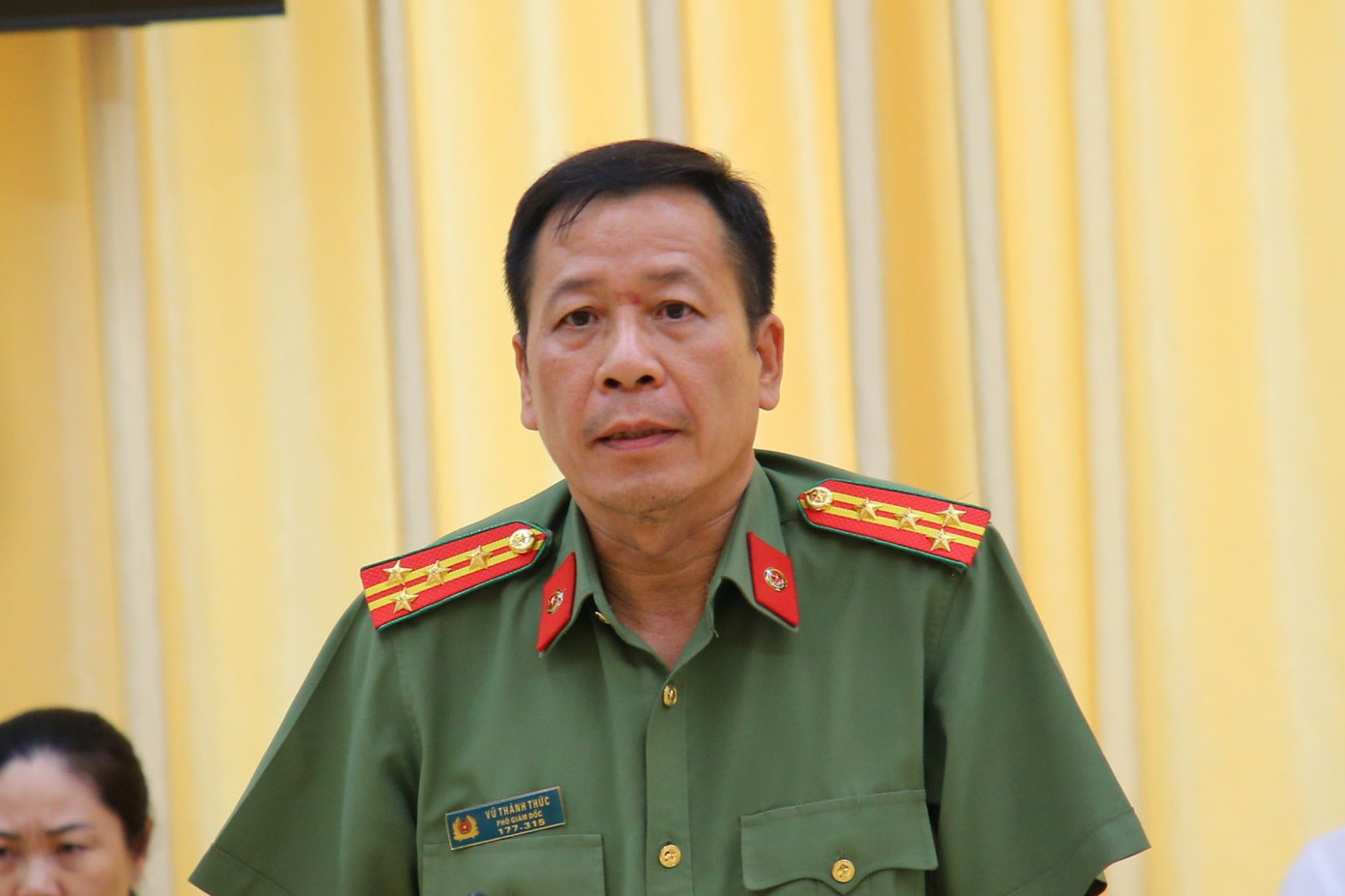 Đại tá Vũ Thành Thức – Phó Giám đốc Công an TP Cần Thơ thông tin tại buổi họp báo. Đại tá Vũ Thành Thức – Phó Giám đốc Công an TP Cần Thơ thông tin tại buổi họp báo.