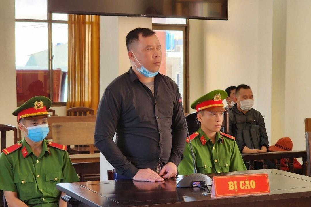 Bị cáo Trần Ra Băng Anh. Ảnh Văn Vũ. Bị cáo Trần Ra Băng Anh. Ảnh Văn Vũ.