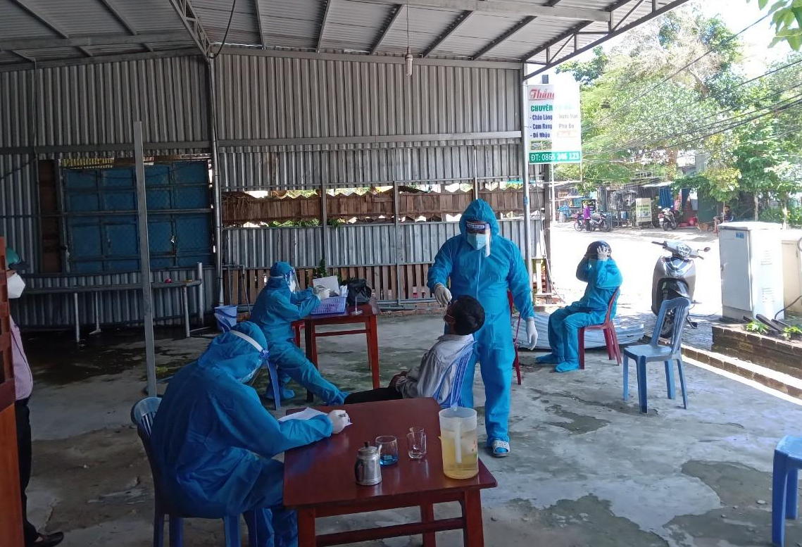 Phú Quốc sàng lọc, tách F0 ra khỏi cộng đồng. Phú Quốc sàng lọc, tách F0 ra khỏi cộng đồng.