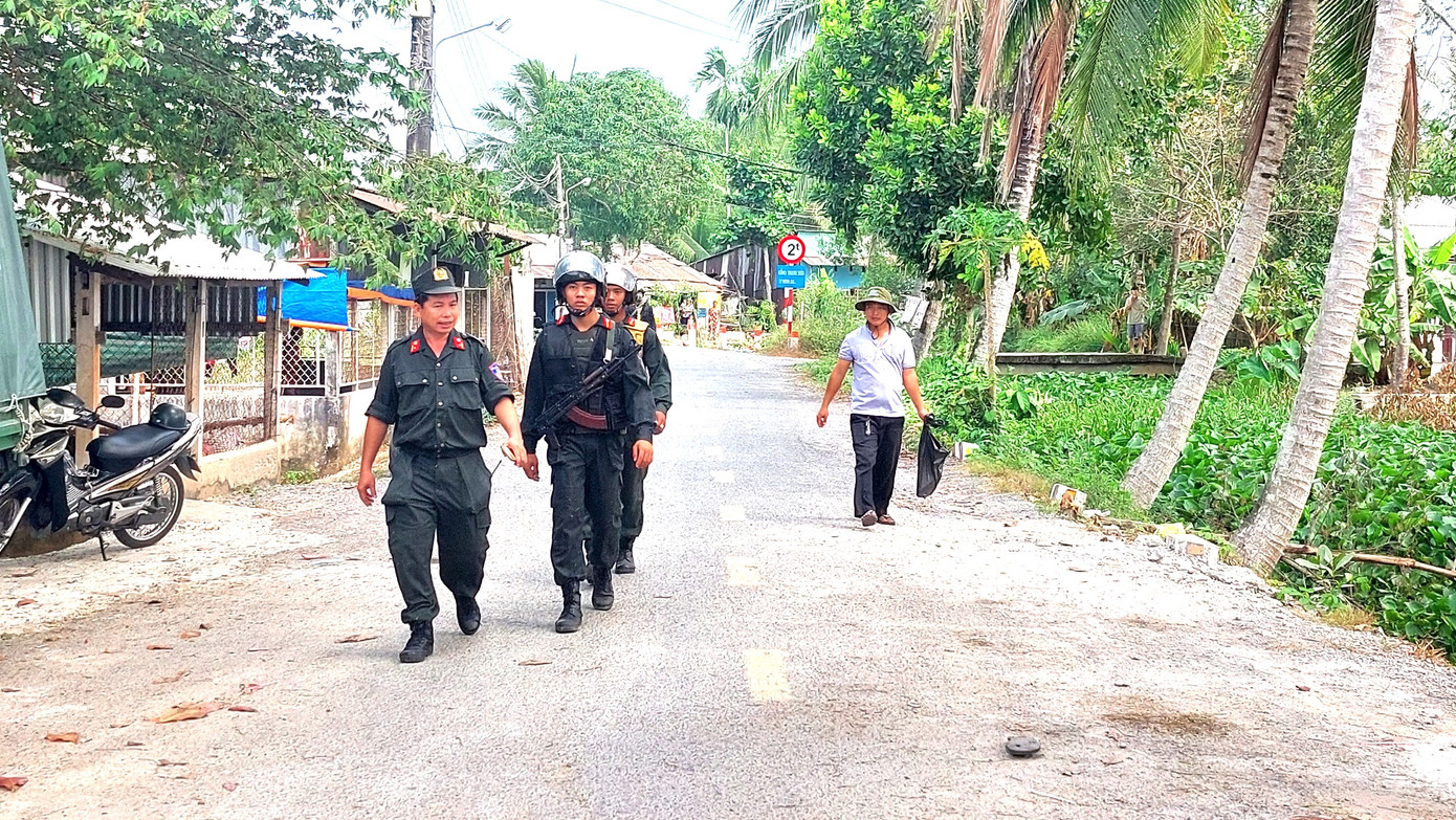 Đến 16 giờ 30 ngày 25/2, có 120/191 học viên bỏ trốn được đưa trở lại cơ sở. Đến 16 giờ 30 ngày 25/2, có 120/191 học viên bỏ trốn được đưa trở lại cơ sở.