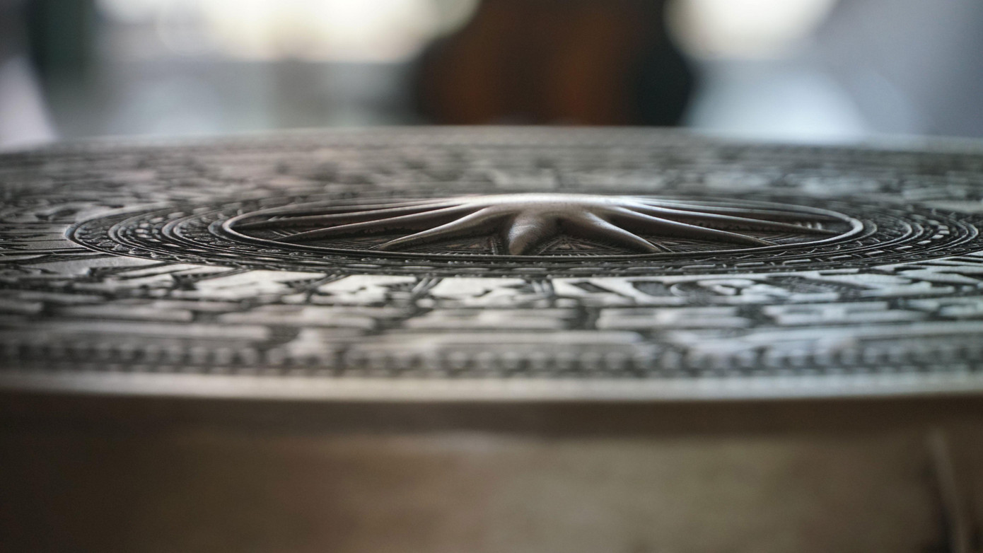 Mặt trống đồng sau khi hoàn thiện.