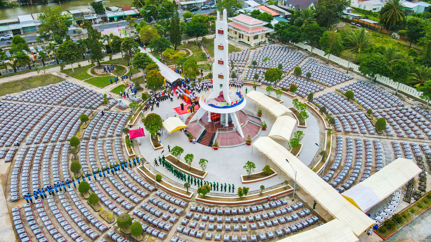 Nghĩa trang Liệt sĩ huyện Hòn Đất, tỉnh Kiên Giang.