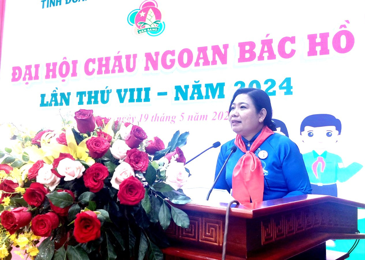 Bà Hồ Thị Cẩm Đào - Phó Bí thư Thường trực Tỉnh ủy, Chủ tịch HĐND tỉnh Sóc Trăng phát biểu tại Đại hội.