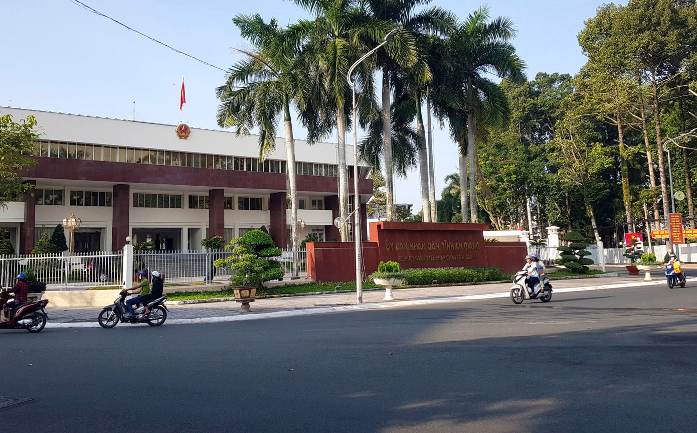 UBND tỉnh An Giang, nơi ông Nguyễn Bảo Trung từng công tác. Ảnh: Nhật Huy. UBND tỉnh An Giang, nơi ông Nguyễn Bảo Trung từng công tác. Ảnh: Nhật Huy.