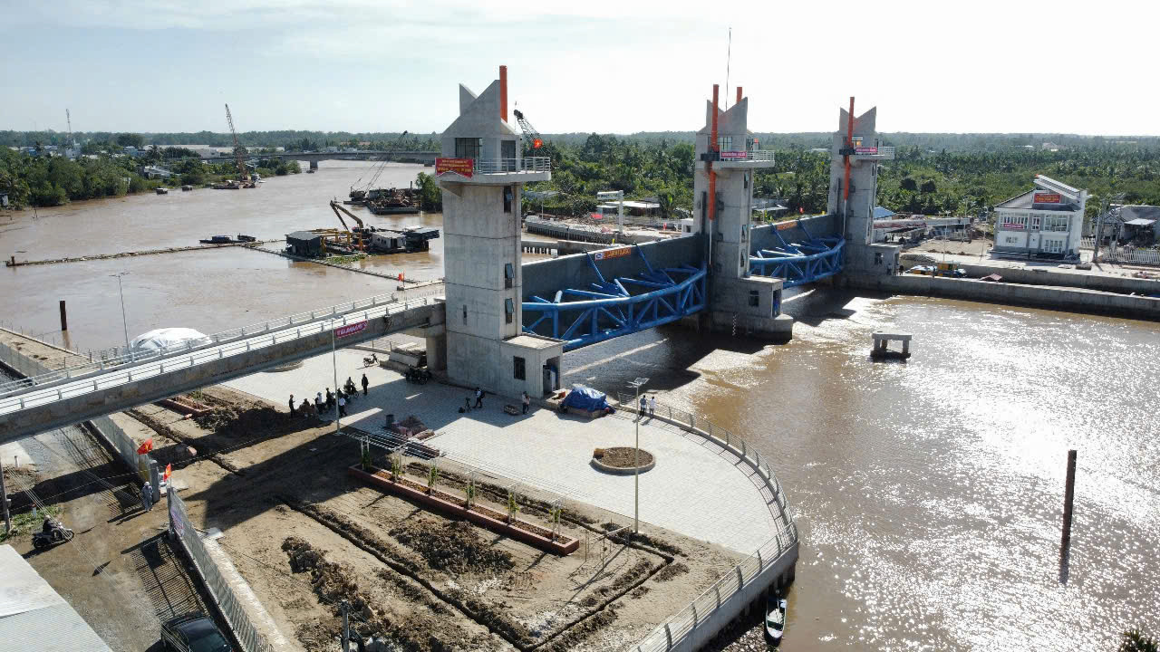 Công trình cống âu Rạch Mọp có vốn đầu tư trên 500 tỷ đồng,