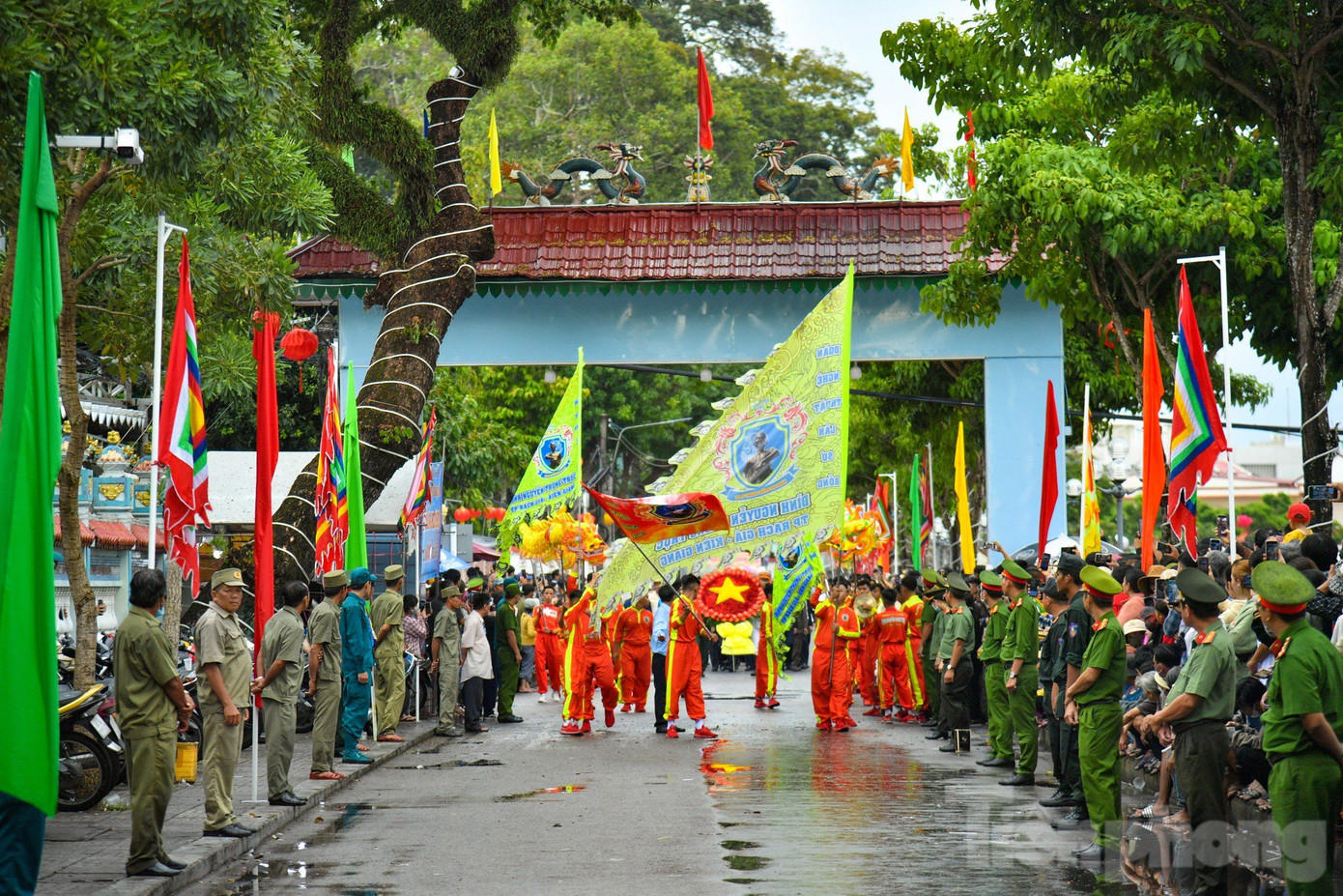 Lễ hội kỷ niệm ngày Anh hùng dân tộc Nguyễn Trung Trực hy sinh là hoạt động văn hóa truyền thống hằng năm tại tỉnh Kiên Giang. Năm nay, Lễ hội diễn ra từ ngày 10 đến 12/10 và gắn với lễ đón nhận Bằng Di sản văn hóa phi vật thể quốc gia “Lễ hội Đình thần Nguyễn Trung Trực - Rạch Giá, tỉnh Kiên Giang”.