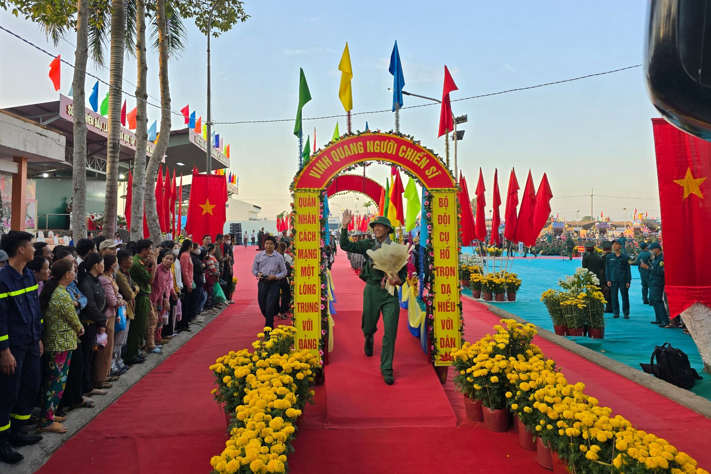 Sáng 27/2, tại huyện Thới Lai, TP. Cần Thơ diễn ra lễ giao, nhận quân năm 2024.