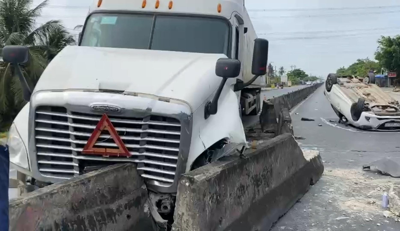 Hiện trường vụ tai nạn.- Ảnh: Châu Thành.