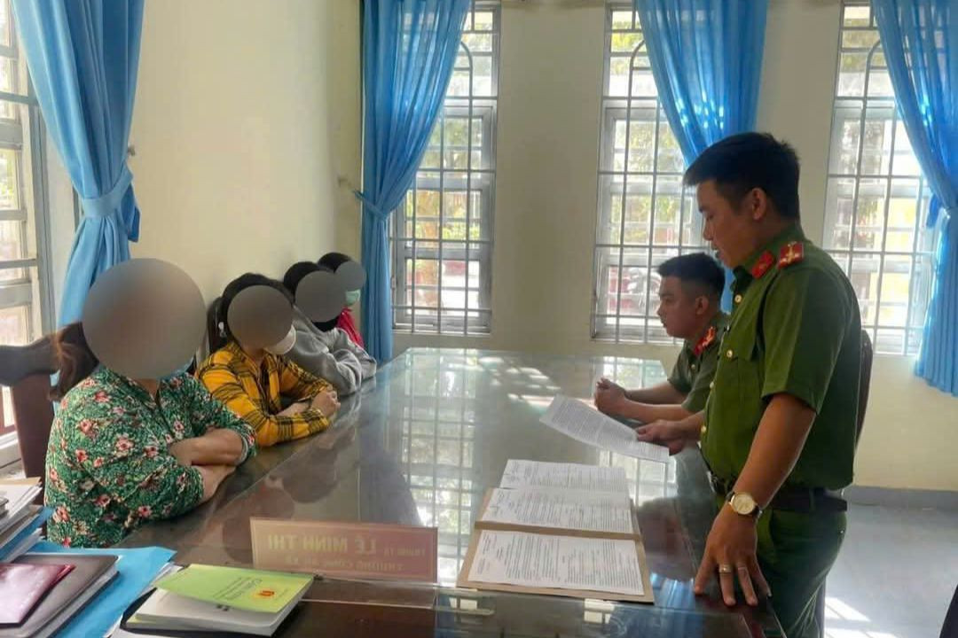 4 người tung tin giả về "xe bắt cóc" bị xử phạt hành chính.