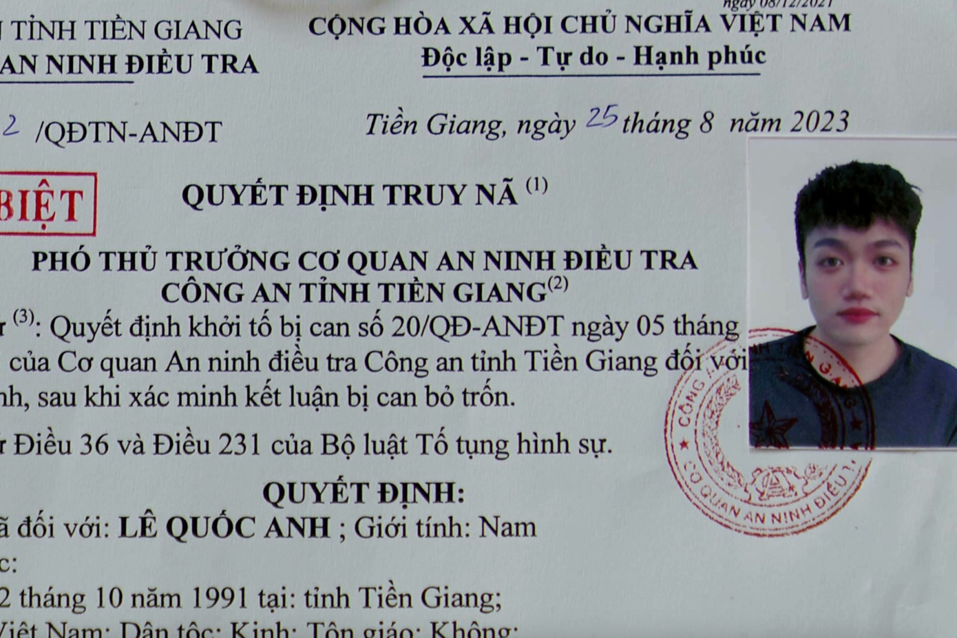 Quyết định truy nã của Cơ quan An ninh điều tra.