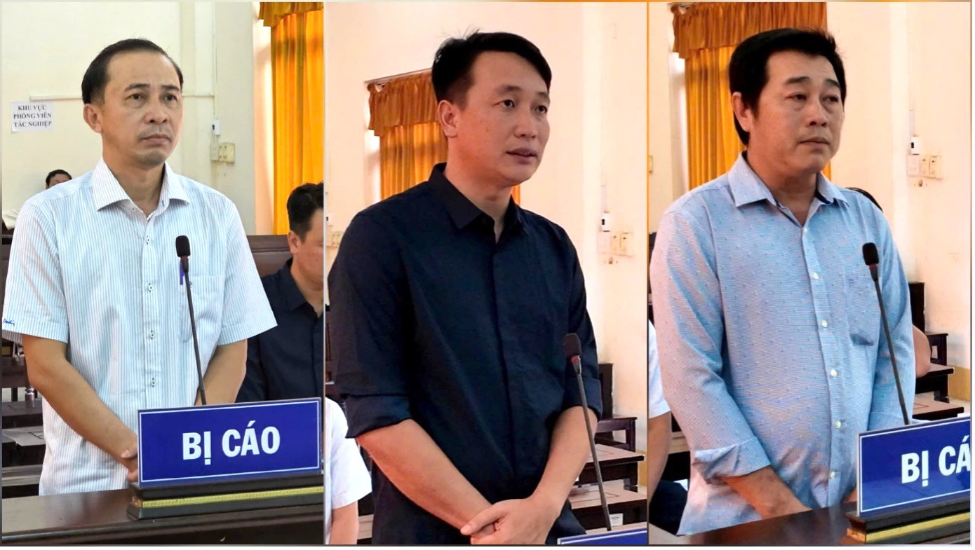 Cáo bị cáo Hà Việt Hùng, Võ Duy Phong và Phù Chí Hoà (từ trái sang).