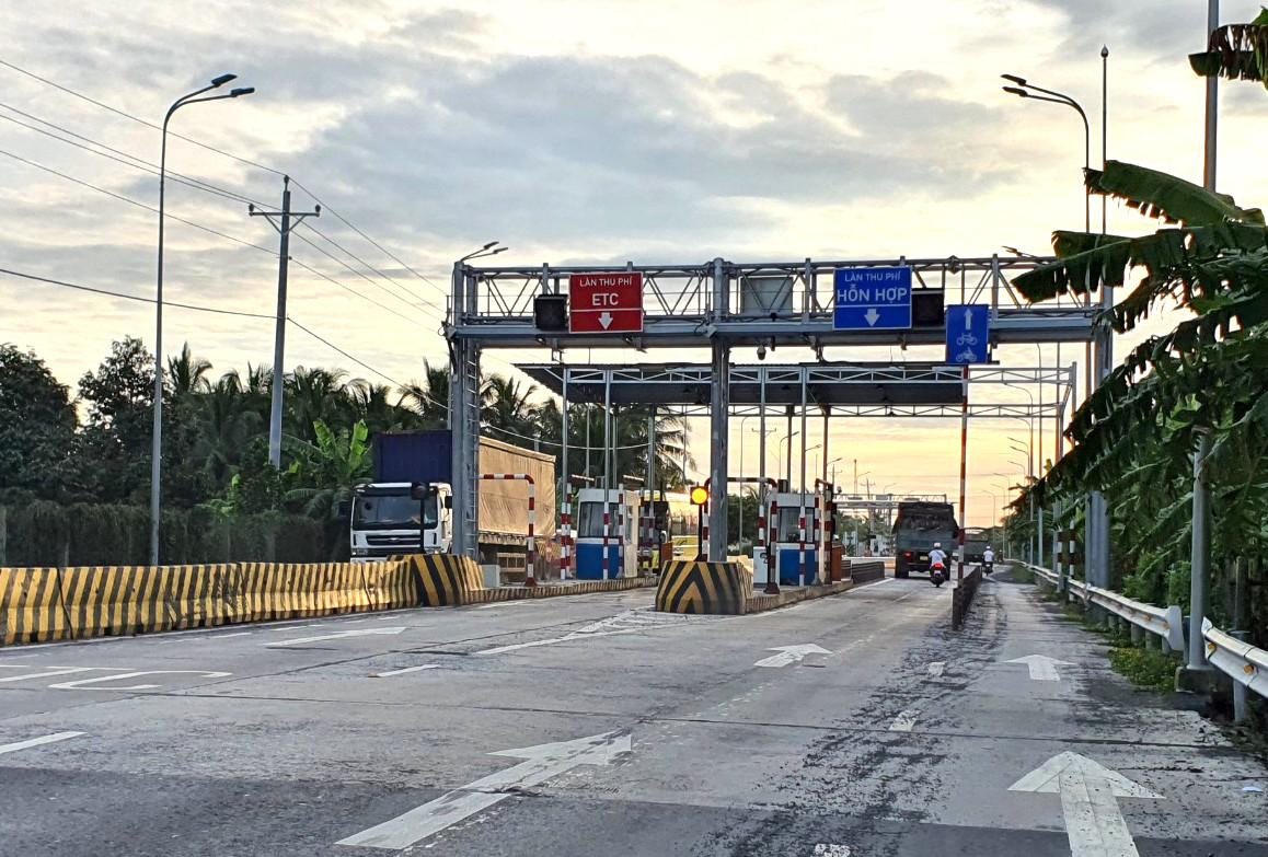 Trạm BOT trên tuyến Tránh Cai Lậy.