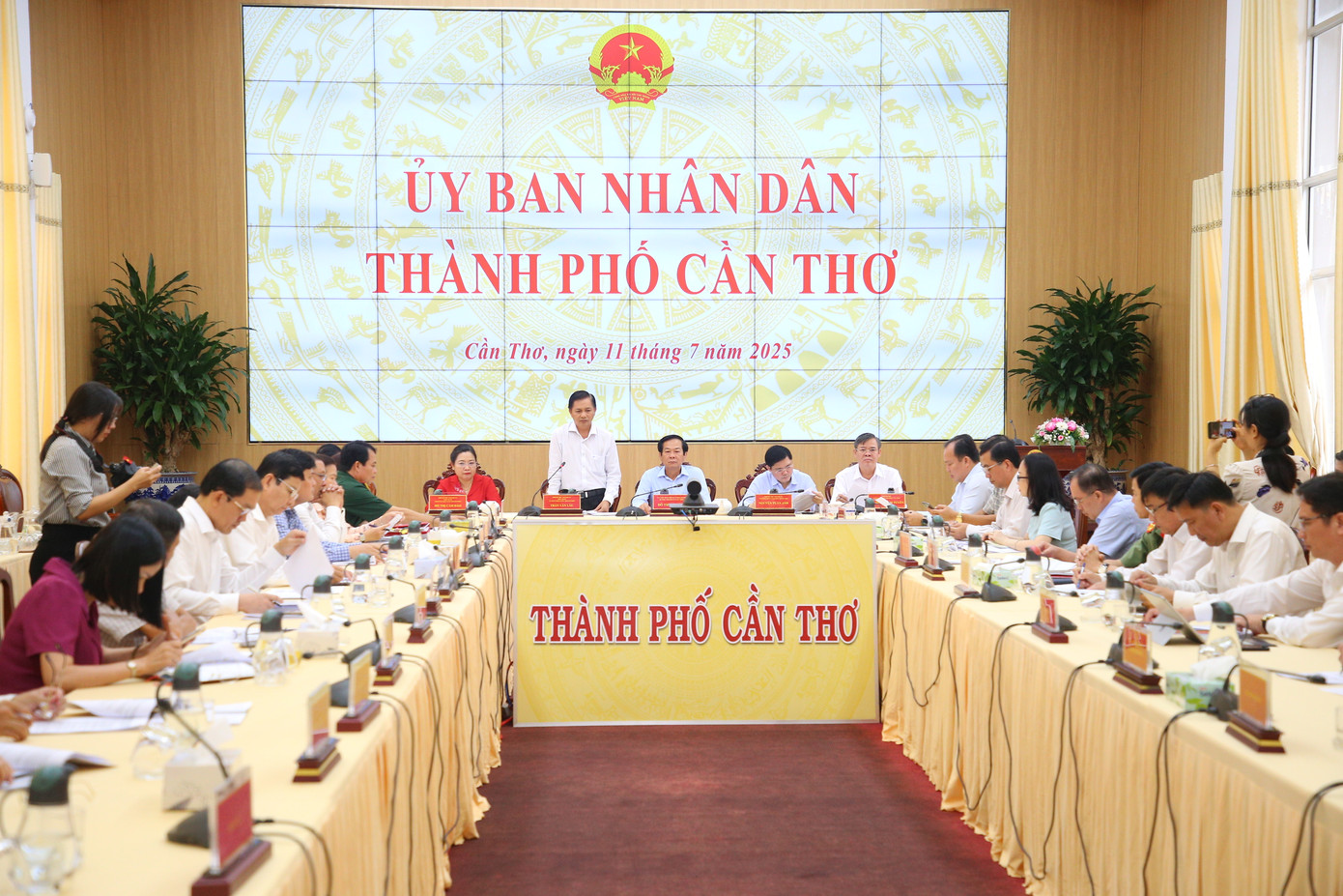 Quang cảnh buổi làm việc. Ảnh: Nhật Huy. Quang cảnh buổi làm việc. Ảnh: Nhật Huy.