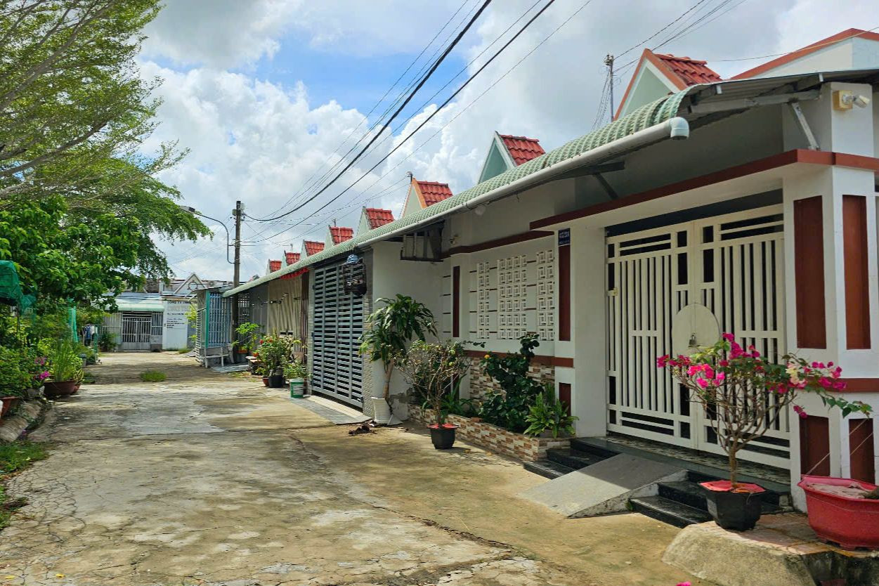 Khu dân cư phường 2, TP. Sóc Trăng – nơi xảy ra vi phạm trong giao đất. Khu dân cư phường 2, TP. Sóc Trăng – nơi xảy ra vi phạm trong giao đất.