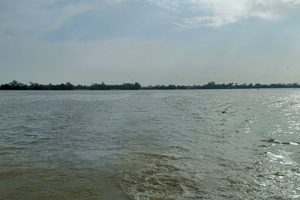 Vị trí một số mỏ cát trên sông Hậu được bàn giao để phục vụ dự án cao tốc. Vị trí một số mỏ cát trên sông Hậu được bàn giao để phục vụ dự án cao tốc.