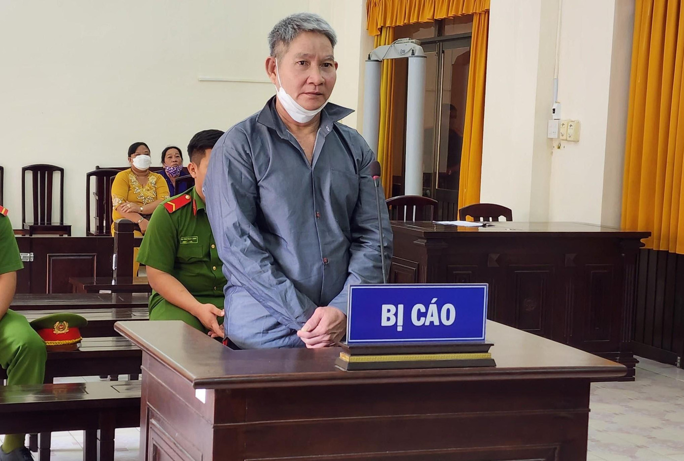 Bị cáo Dương Hoàng Dũng. Bị cáo Dương Hoàng Dũng.