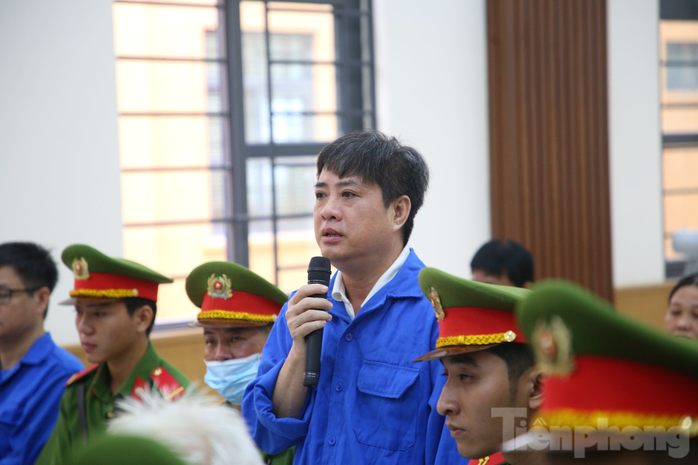 Bị cáo Nguyễn Hồng Viễn - Cựu Phó Chủ tịch UBND huyện Chợ Mới.