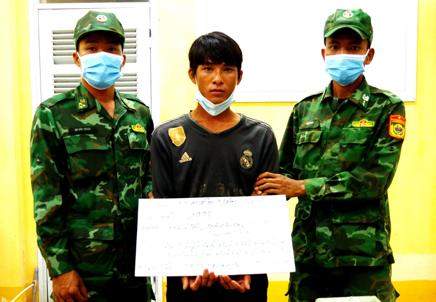 Nguyễn Văn Liệt tại cơ quan chức năng. Nguyễn Văn Liệt tại cơ quan chức năng.