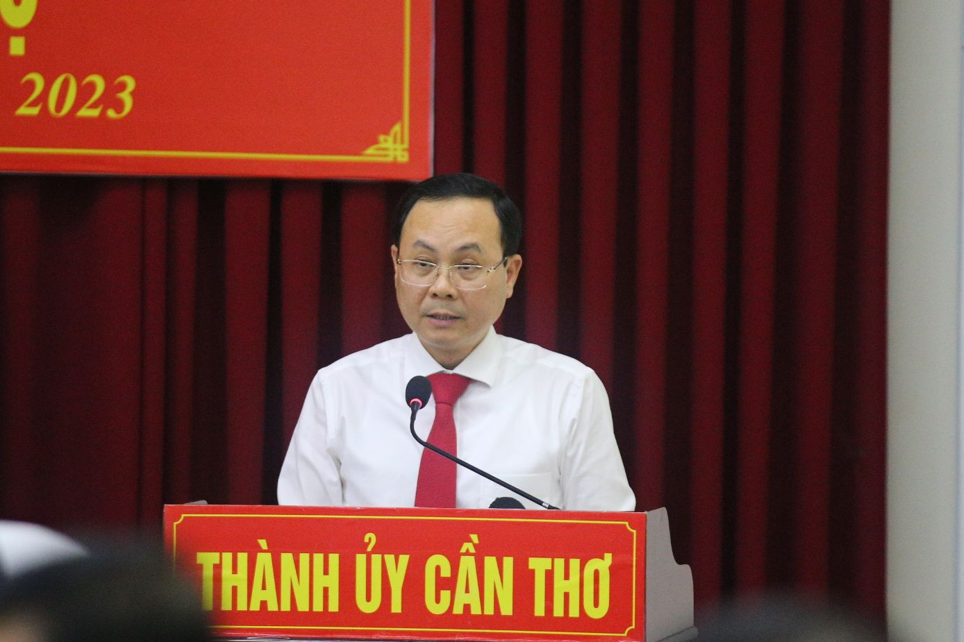 Tân Bí thư Thành uỷ Cần Thơ Nguyễn Văn Hiếu. (Ảnh: Nhật Huy) Tân Bí thư Thành uỷ Cần Thơ Nguyễn Văn Hiếu. (Ảnh: Nhật Huy)