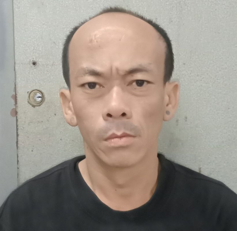 Trần Văn Huy tại cơ quan công an. Trần Văn Huy tại cơ quan công an.