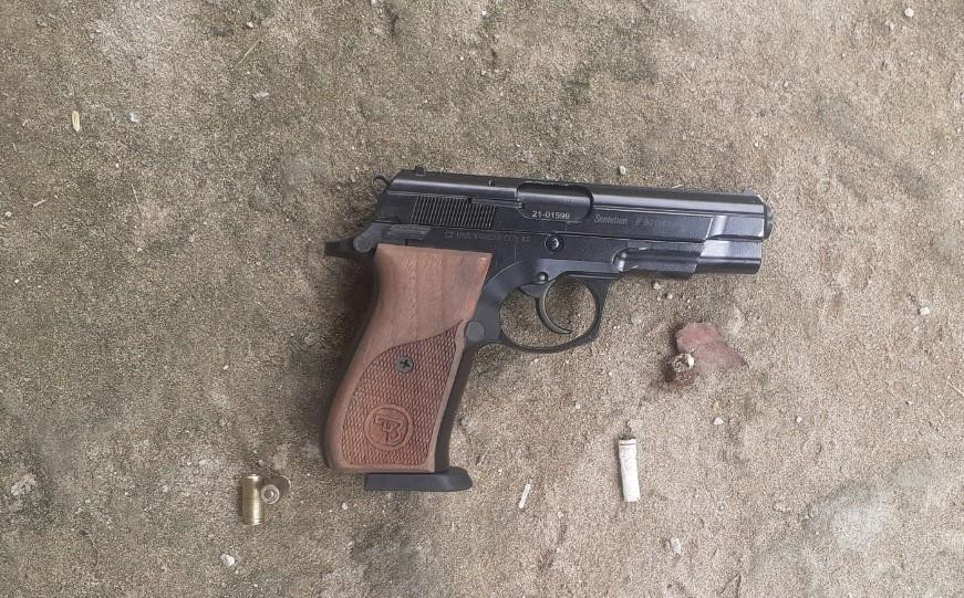 Tang vật thu giữ.